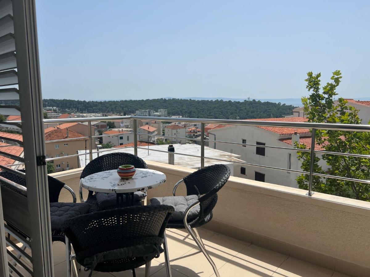 Apartment Lucija - Cozy Flat In The City Center With A Sea View & Parking Makarska Zewnętrze zdjęcie