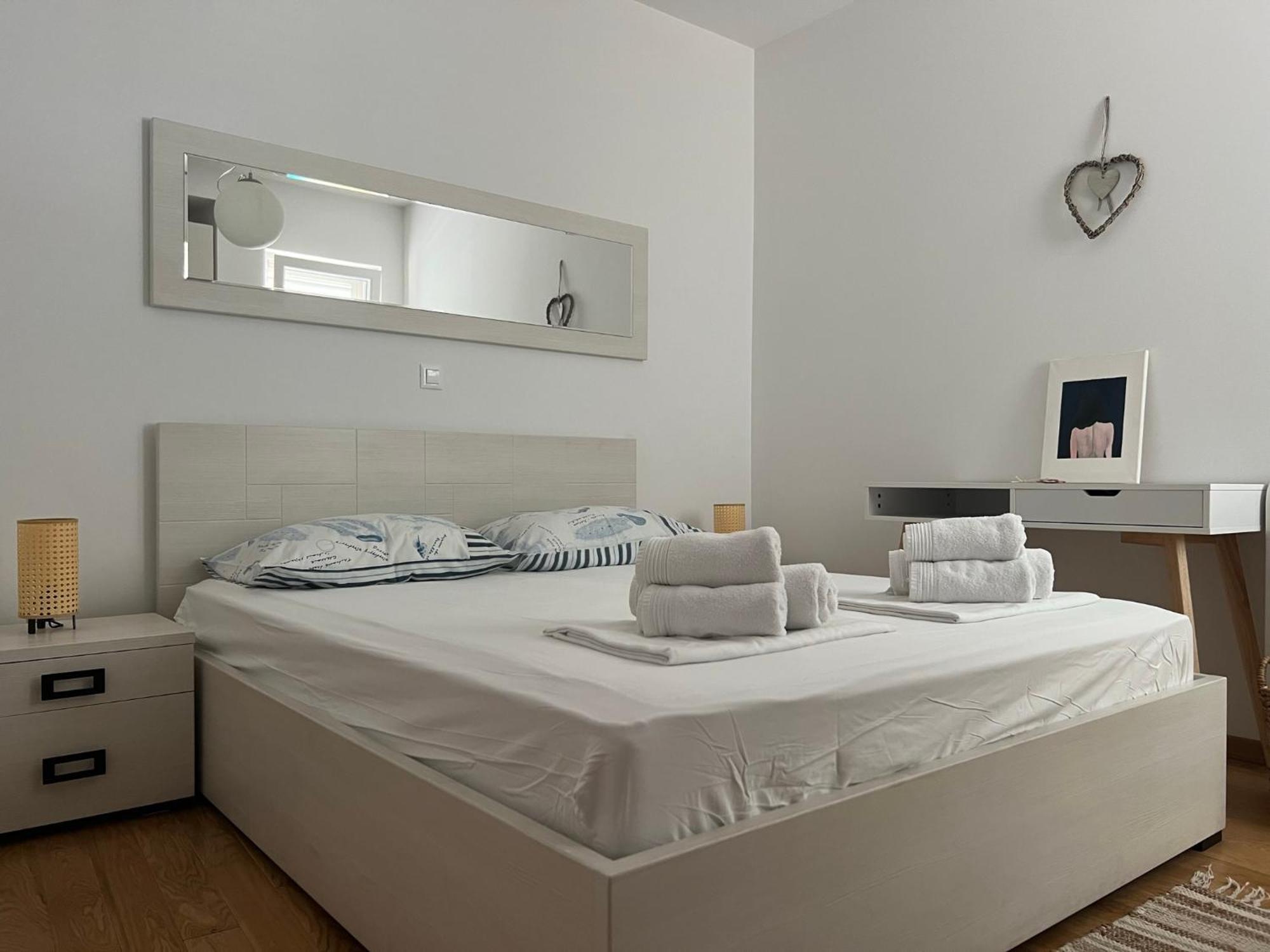 Apartment Lucija - Cozy Flat In The City Center With A Sea View & Parking Makarska Zewnętrze zdjęcie