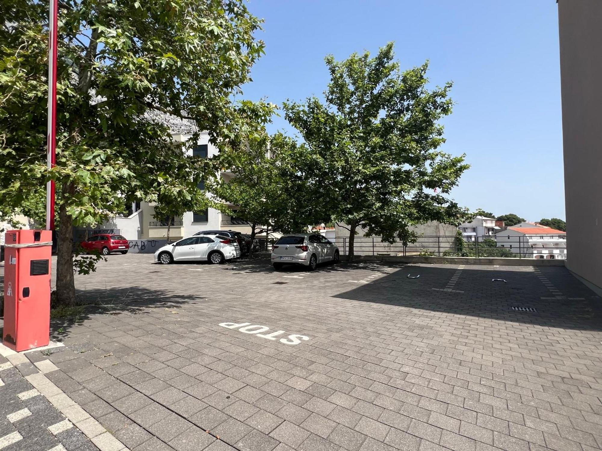 Apartment Lucija - Cozy Flat In The City Center With A Sea View & Parking Makarska Zewnętrze zdjęcie